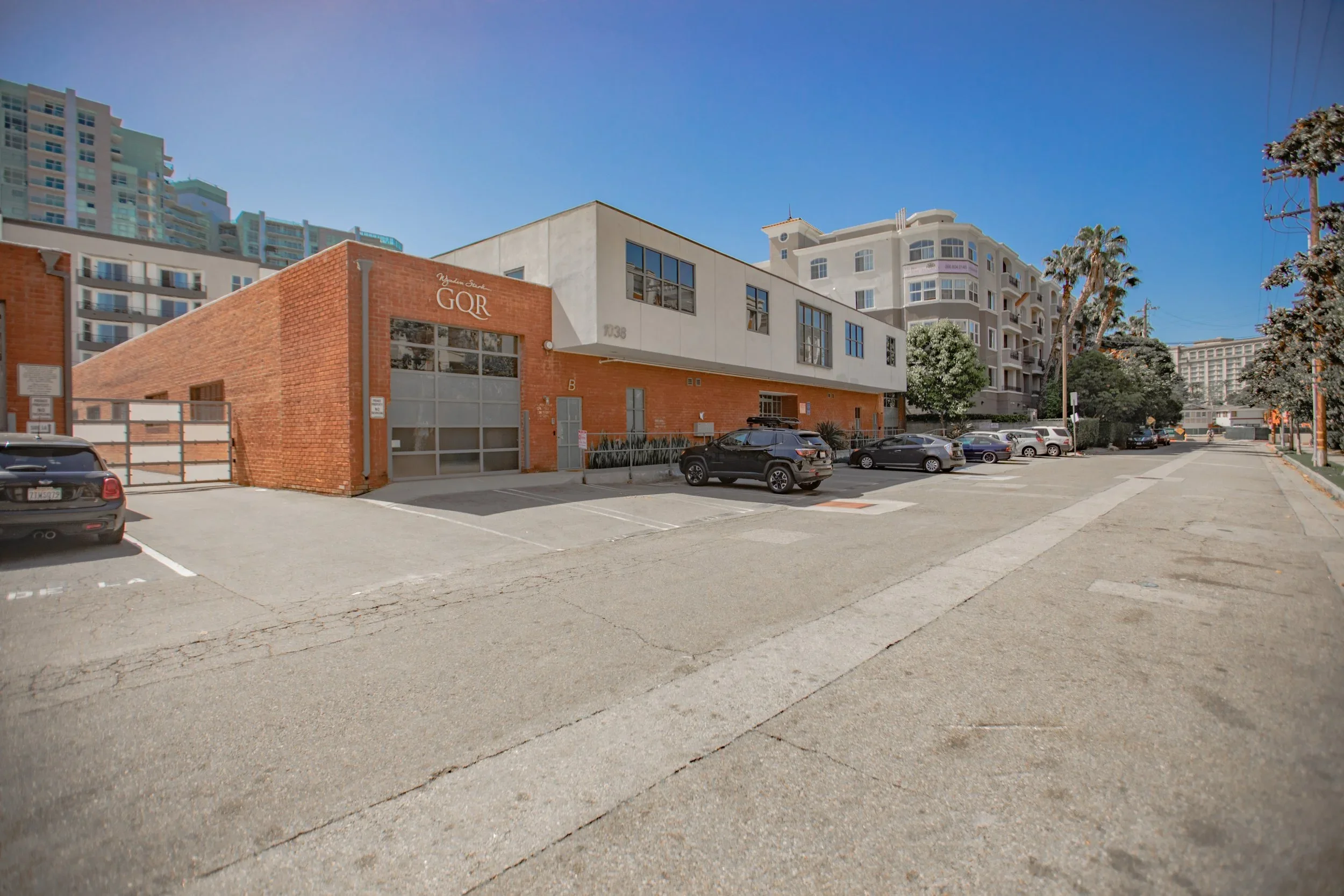 1042 Princeton Dr